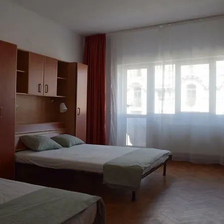Resedinta Lui Calin - Downtown Park Cismigiu Apartment *