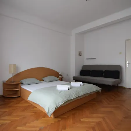 Resedinta Lui Calin - Downtown Park Cismigiu Apartament Bucureşti