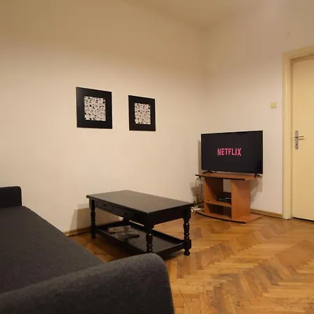 Resedinta Lui Calin - Downtown Park Cismigiu Apartment *